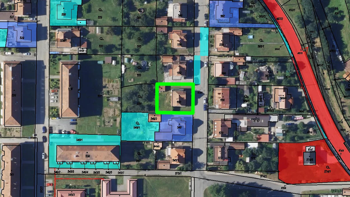 Věcná břemena v katastrální mapě, parcela 550 Sloup
